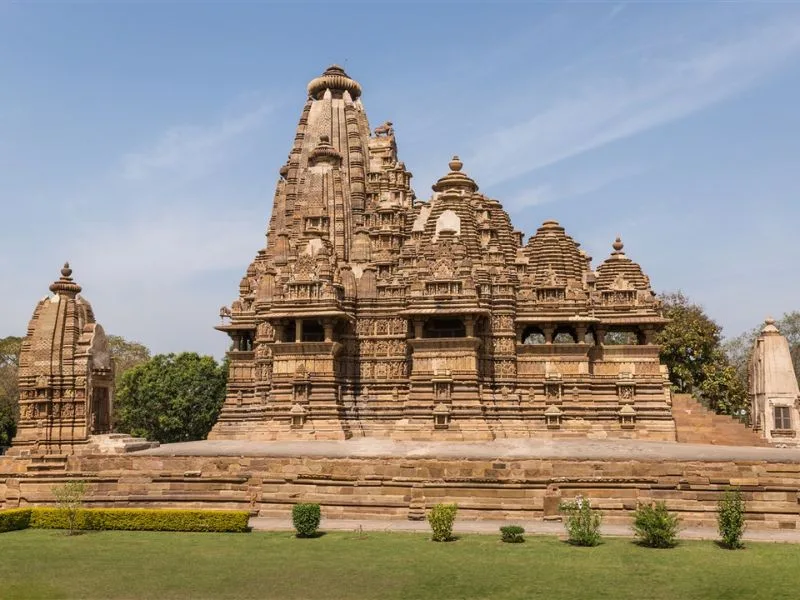 Nandi Temple Visvanatha Temple, Khajuraho