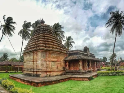 Bhoo Varaha Laxmi Narasimha Temple, Halasi